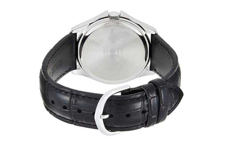 CASIO General DRESS Japan / South Korea Fashion Couple White Analog MTP-1183E-7A&LTP-1183E-7A