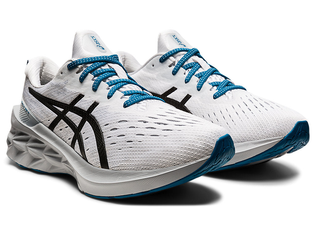ASICS Novablast 2 'White Black' 1011B192-100