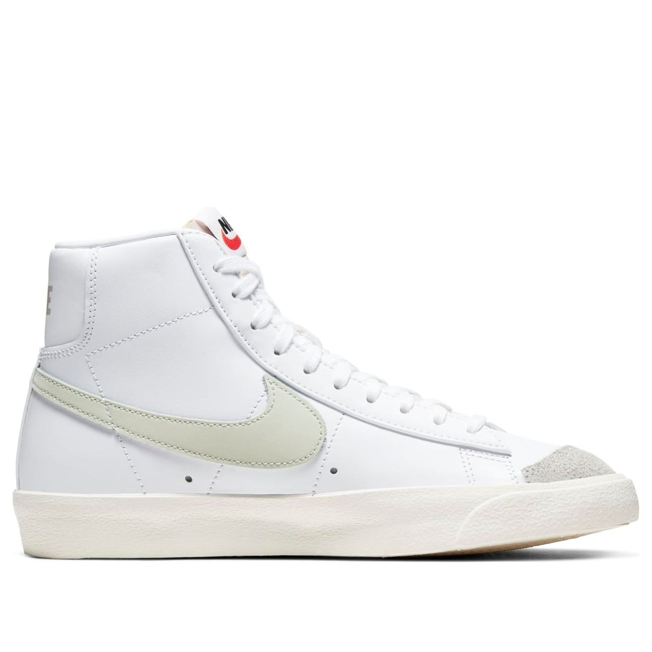(WMNS) Nike Blazer '77 Vintage Mid 'Light Bone' CZ1055-106