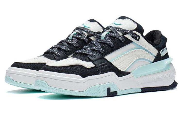 (WMNS) Li-Ning AG Skate Shoes 'White Black Blue' AGCS246-1