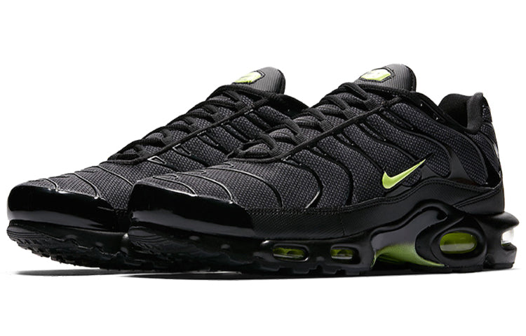 Nike Air Max Plus 'Night Ops' AJ2013-001