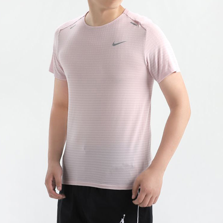 Nike Techknit Ultra Light Breathable Running Short Sleeve Pink Light pink CJ5345-663