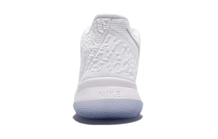 (GS) Nike Kyrie 3 'White Chrome' 859466-103