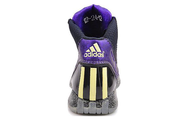 adidas D Rose 3 'Night Before Christmas' G59648
