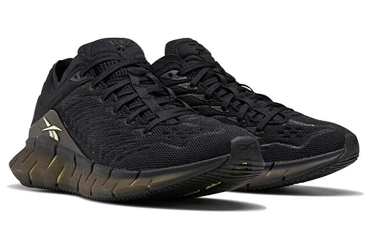 (WMNS) Reebok Zig Kinetica 'Black' FV3875