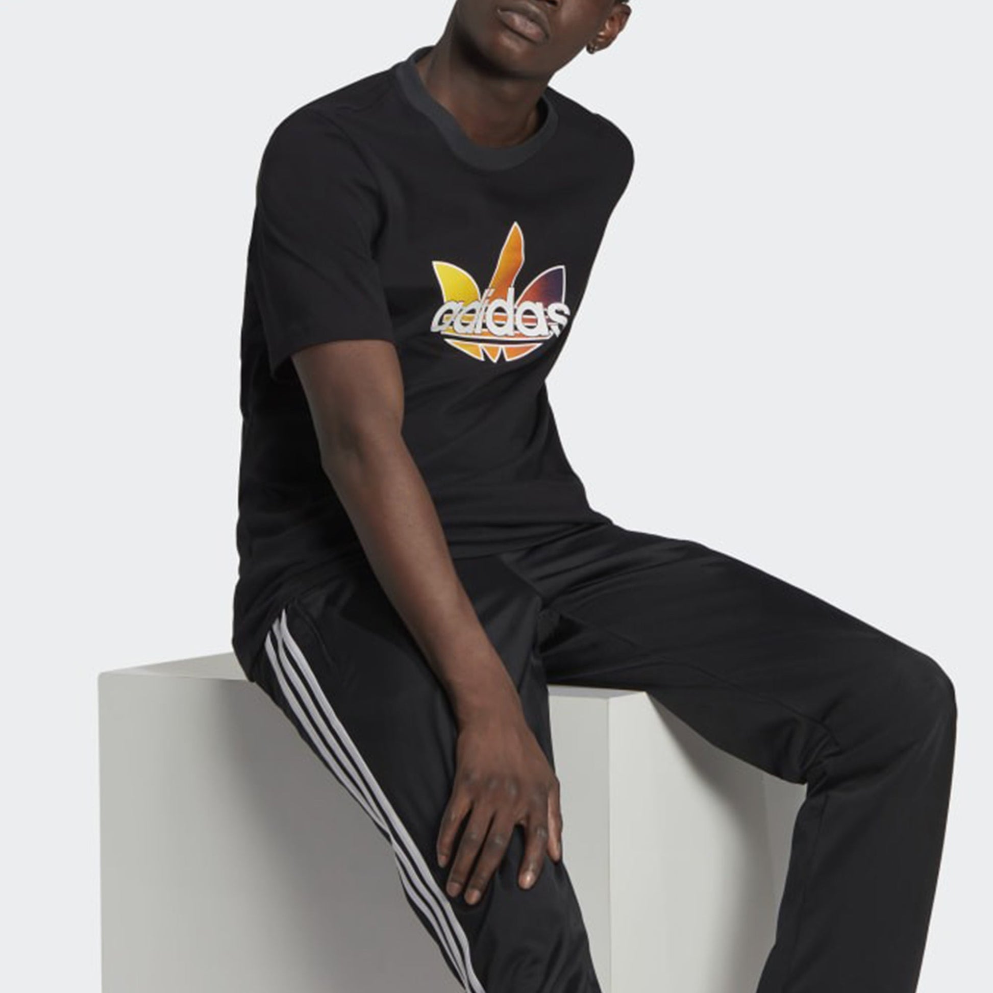 adidas originals Sprt Graphic Gradient Logo logo Sports Round Neck Short Sleeve Black GN2441
