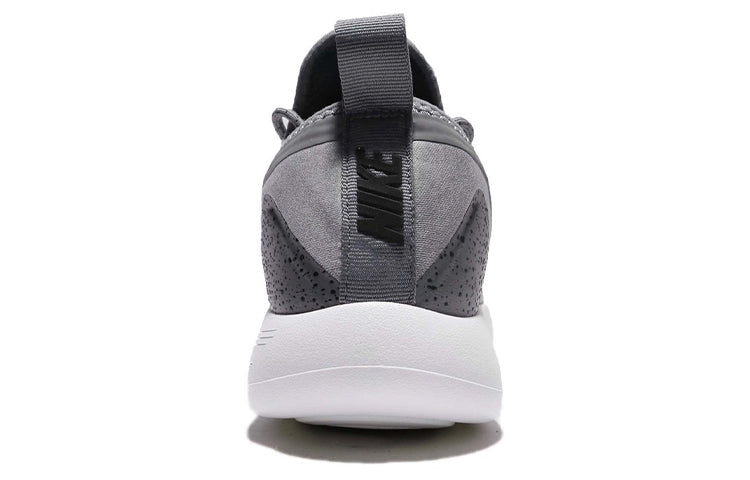 (WMNS) Nike LunarCharge Essential 'Wolf Grey' 923620-002