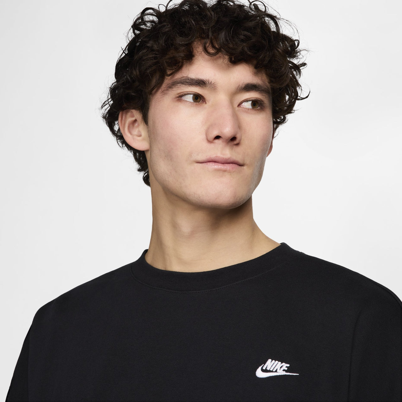 Nike Club Fleece Oversized French Terry Crewneck Sweatshirt Asia Sizing 'Black' HJ1820-010