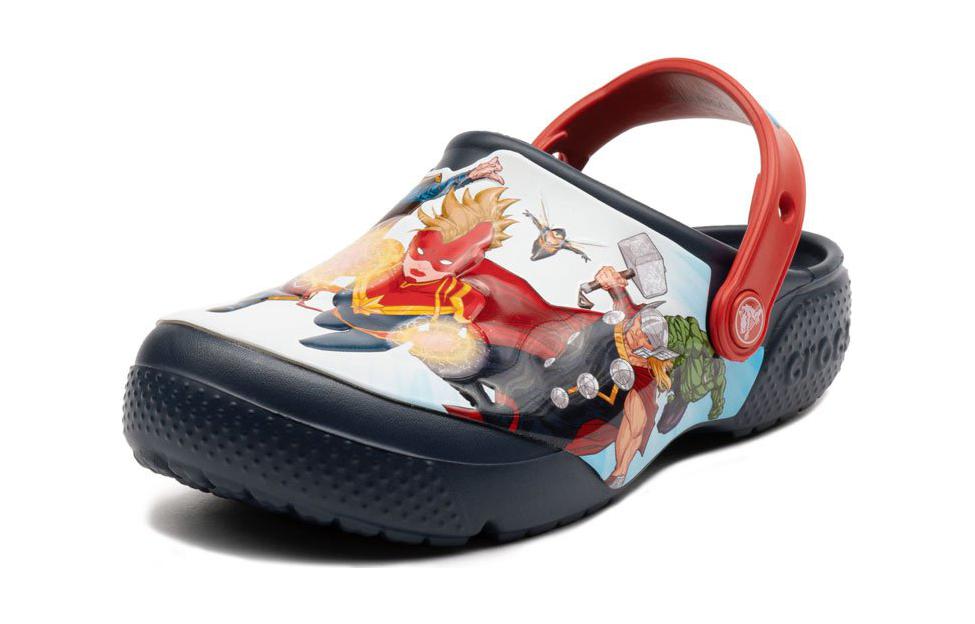 (GS) Crocs x Marvel Classic Clog 'Avengers Patch' 207069-410
