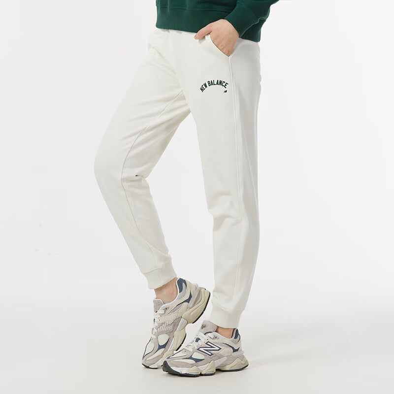 (WMNS) New Balance Wordmark Logo Jogging Pants Asia Sizing 'White' AWP41310-CIC