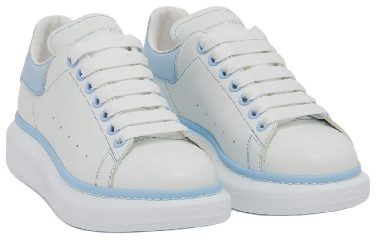 (WMNS) Alexander McQueen Oversized Sneakers 'Baby Blue White' 718139WIEEP9412