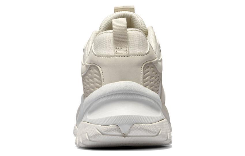 (WMNS) Skechers Moonhiker Shoes 'Beige' 177590-NAT
