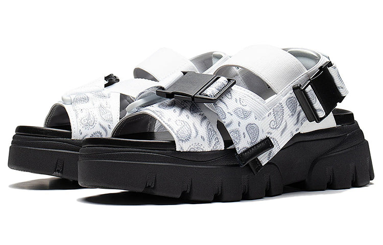 (WMNS) Li-Ning Hiker 'White Black' AZGS016-3