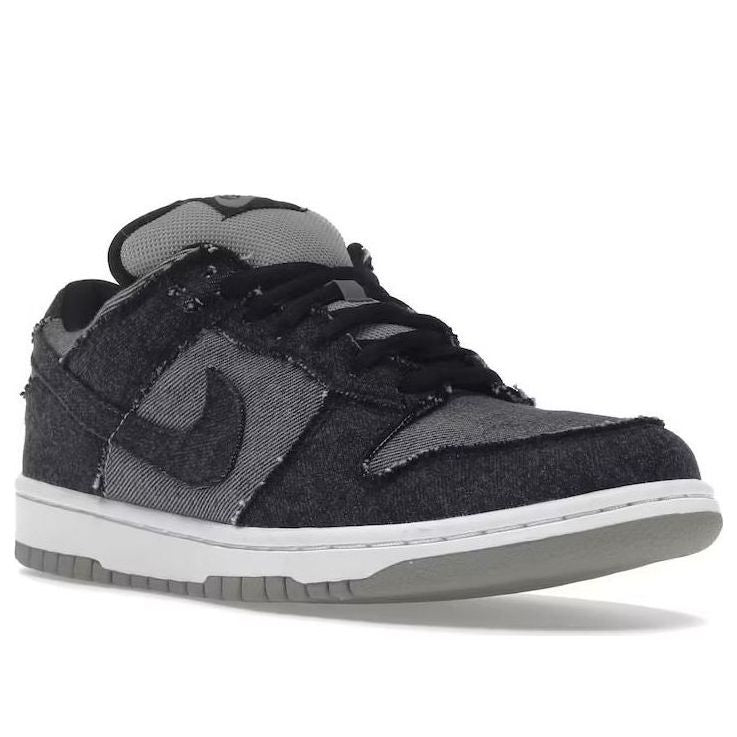 Nike SB Dunk Low Pro 'Medicom 2' 304292-005