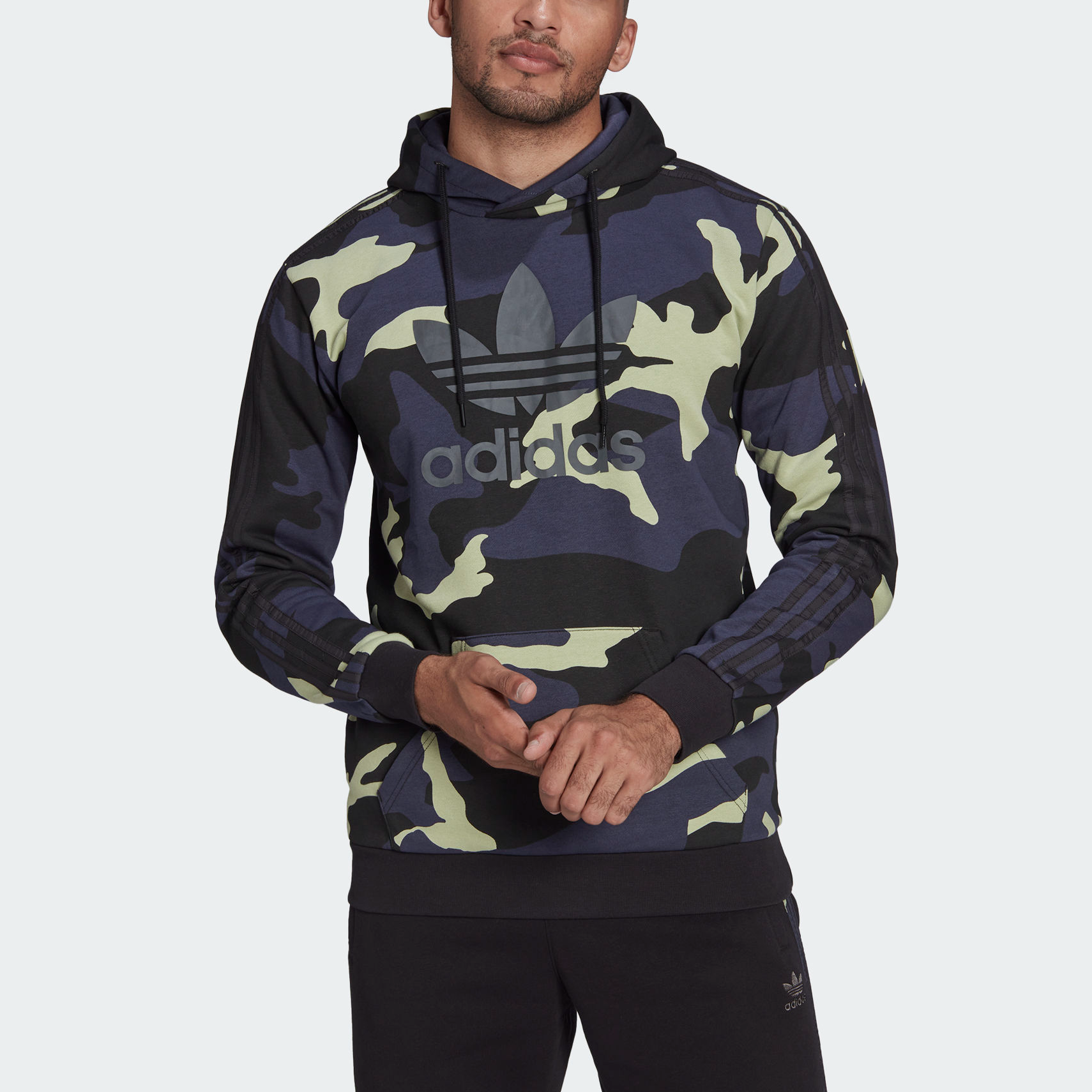 adidas Graphics Camo HF4882