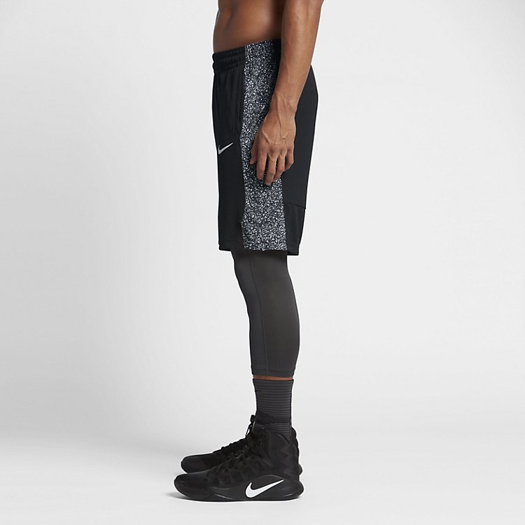 Apparel Shorts Men Nike Blacktop Short 831392-010
