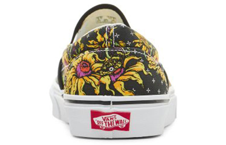 Vans Classic Slip-On 'Beauty Skull' VN0A5AO8640