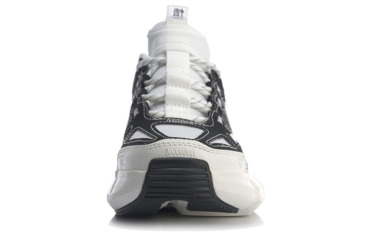 (WMNS) Li-Ning WMSN Essence Infinite+ 'White Black' AGBQ036-2