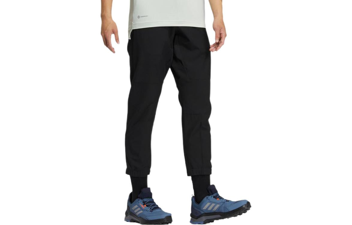 adidas Logo HN2047