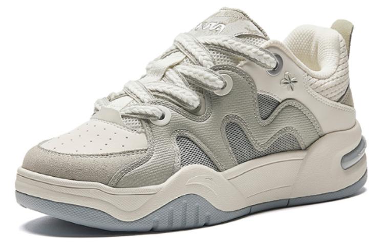 (WMNS) ANTA Life Series Sneakers 'Beige Green' 122428061-1