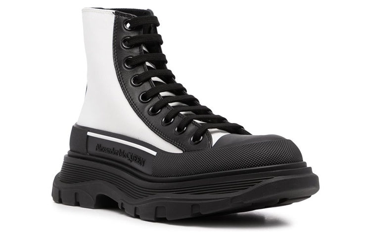 (WMNS) Alexander McQueen Tread Slick High-Top Sneakers 'White Black' 666809W4RK19360