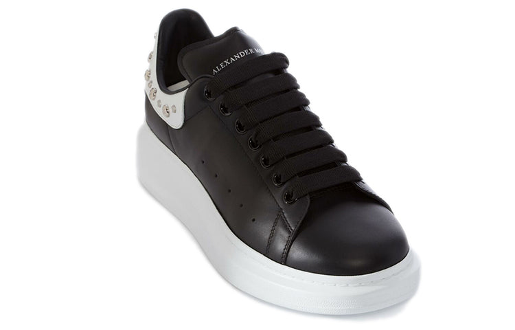 Alexander McQueen Oversized Studded Leather Sneakers 'Black' 485246WHGP51070