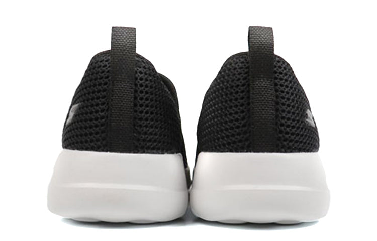 (WMNS) Skechers Go Walk Max low Sneaker GS Black 15637-BKW