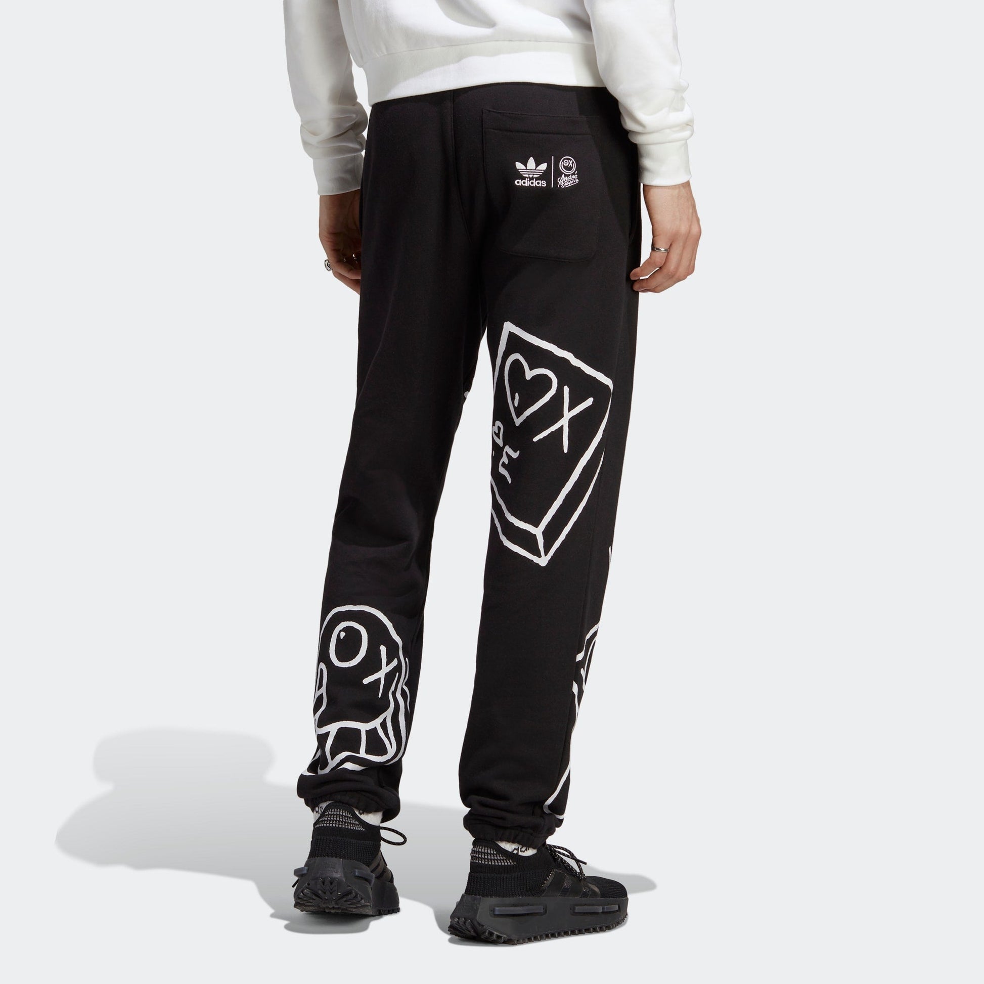 adidas originals Pants x Andr Saraiva IA6399