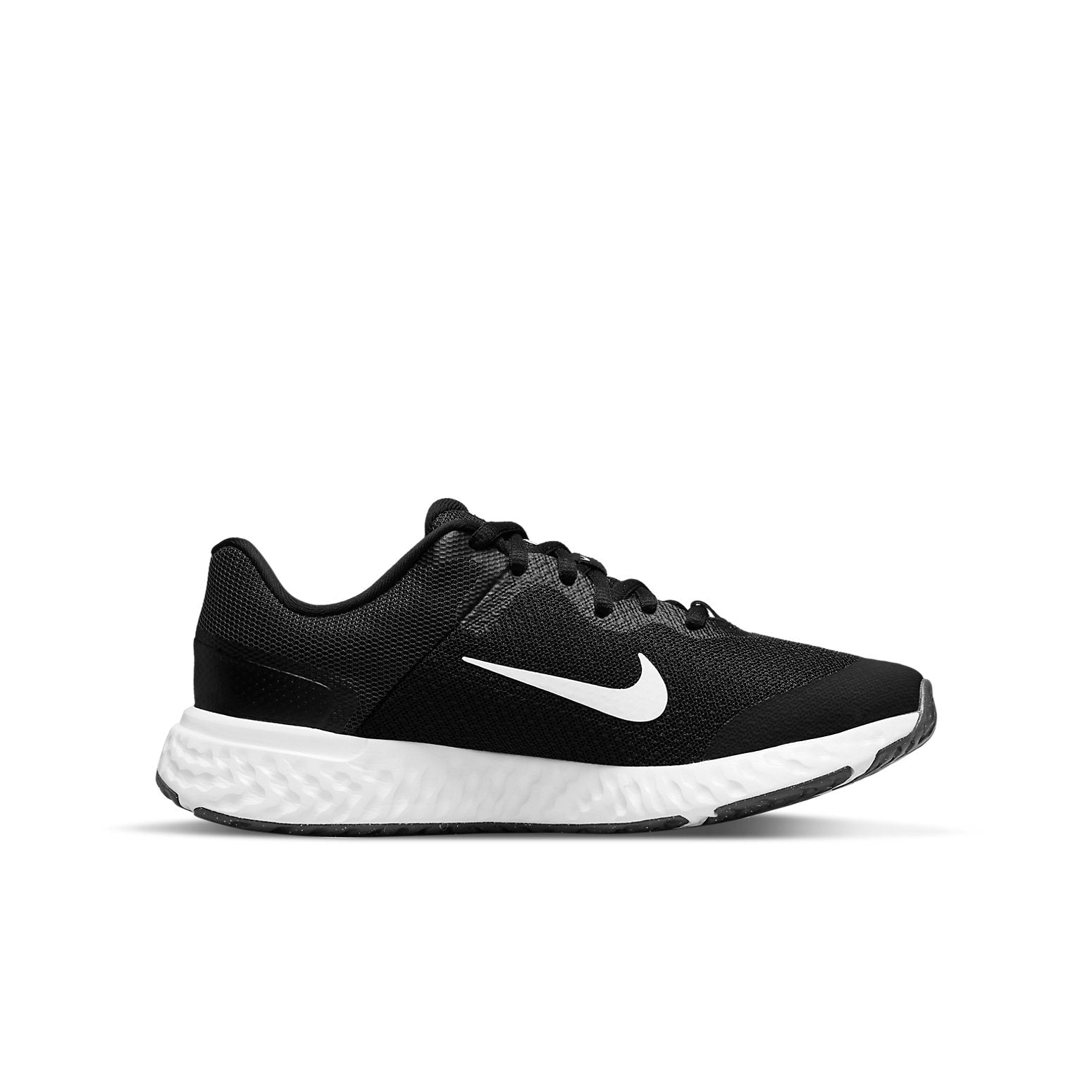 (GS) Nike Revolution 6 4E Wide 'Black White' DN8207-003