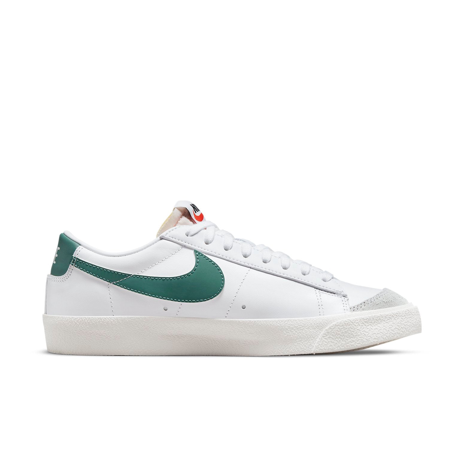 (WMNS) Nike Blazer Low 77 'White Green' DC4769-112