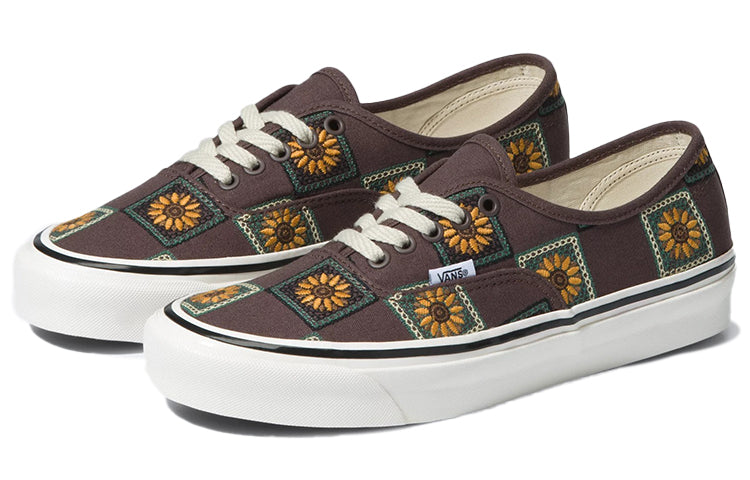 Vans Authentic 44 Low Tops Skateboarding Shoes Unisex Brown VN0A7Q5CCHC