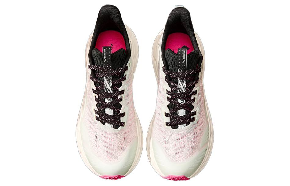 (WMNS) ANTA Running Series Sneakers Trail 'Light Green Pink' 122425510-1