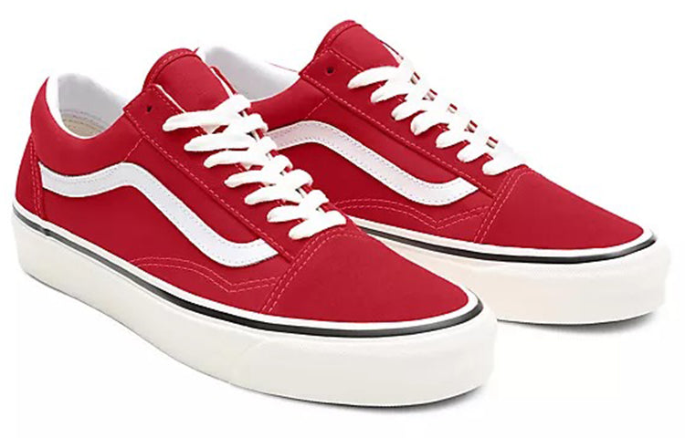 Vans Customs Old Skool Shoes Red VN0A3CST029