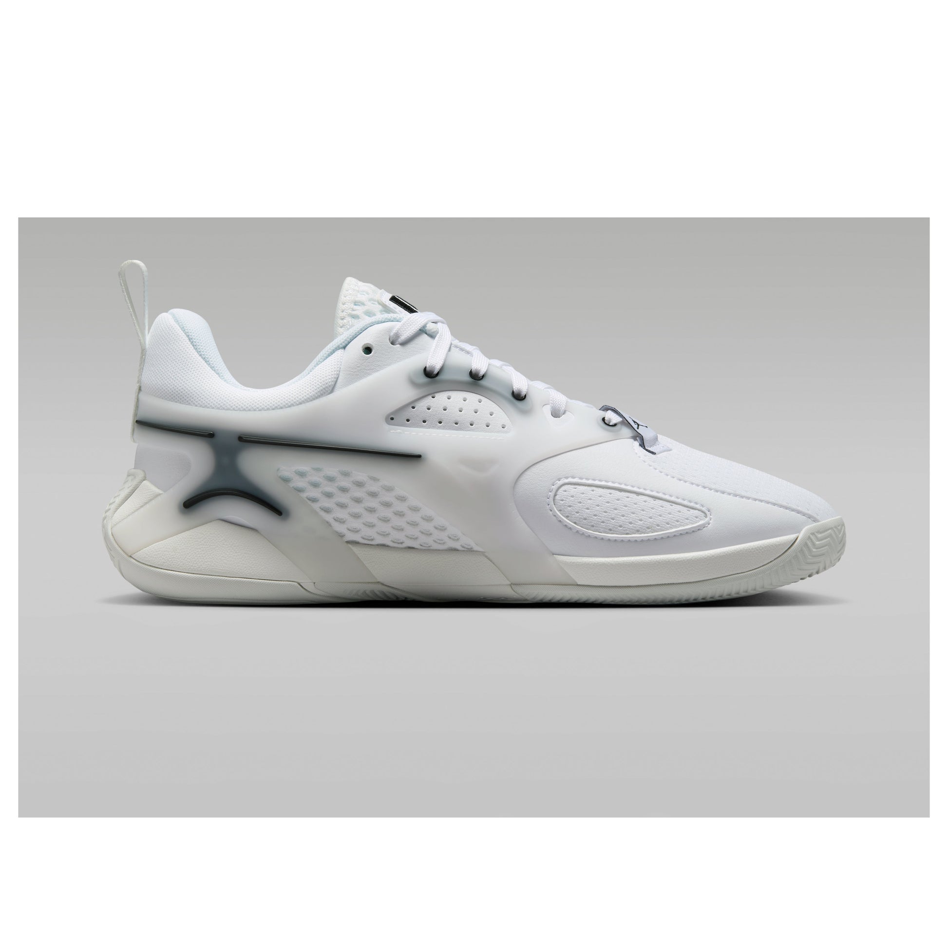 (WMNS) Air Jordan Heir PF 'White Black' FZ2473-110