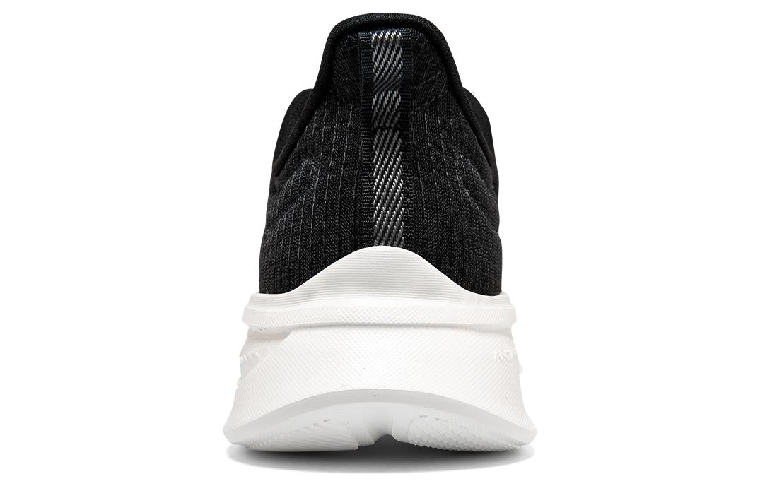 (WMNS) ANTA Running Series Sneakers 'Black' 922335501-2