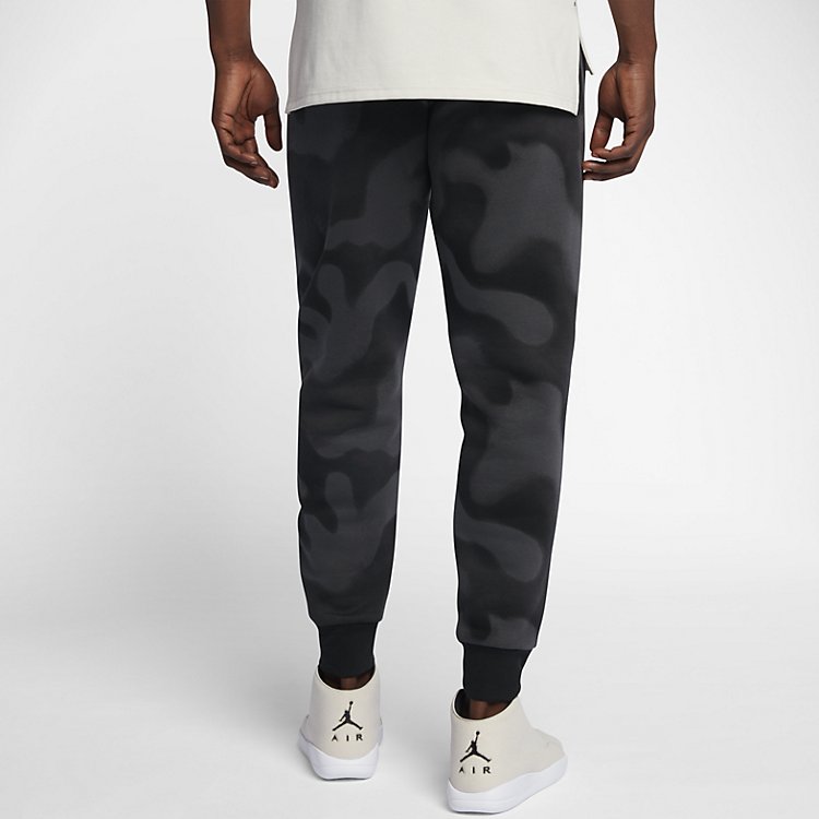 Apparel Pants Men Nike P51 Flight Fleece 860358-010