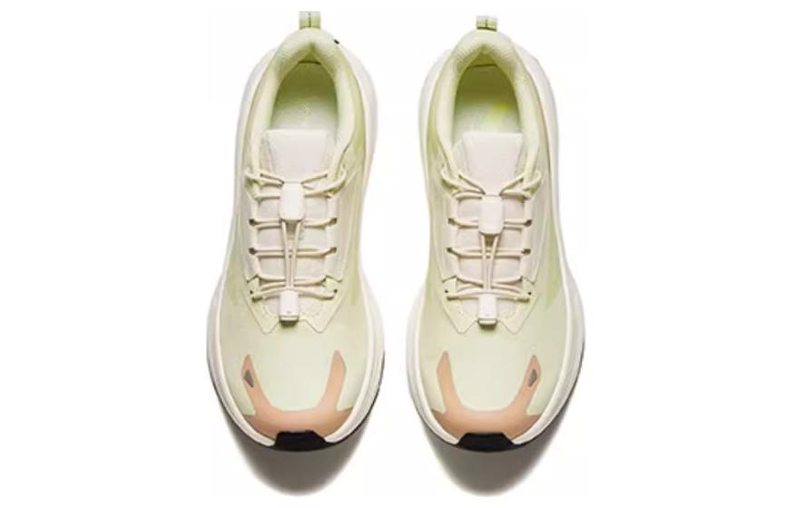 (WMNS) Anta Explore Low 'Green White' 922415588-3
