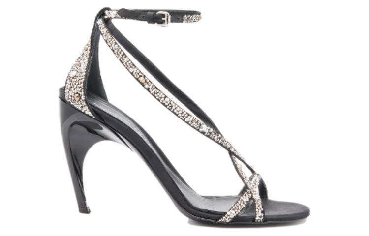 (WMNS) Alexander McQueen Armadillo Crossed Sandals 'Black Silver' 780693W4X271064