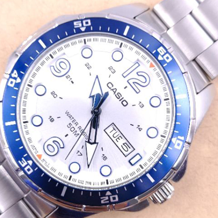 CASIO Sports Stainless Steel Strap Silver StrapSilver Dial Mens SilverSilver Analog MTD-100D-7A2