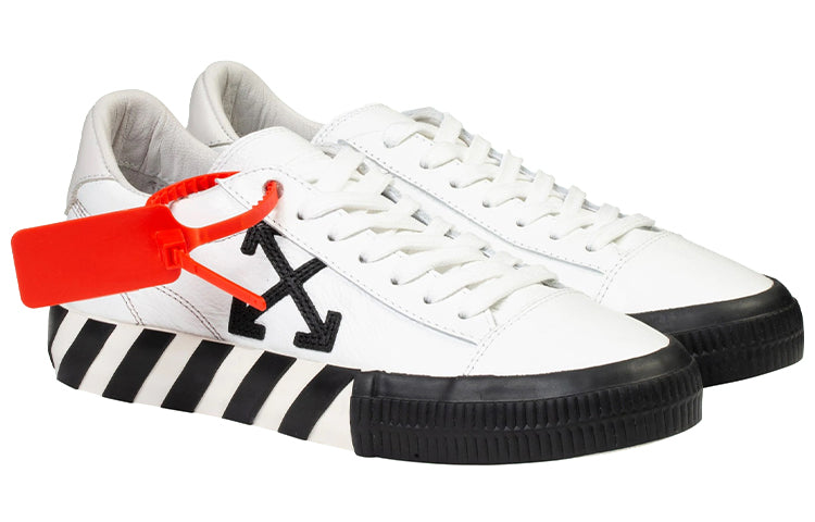 (WMNS) Off-White Low-Vulcanized shoes Black/White OWIA178R21LEA0020110