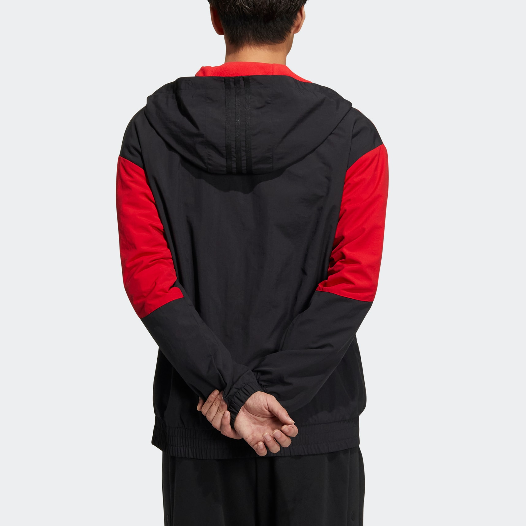 adidas Jacket IQ1578