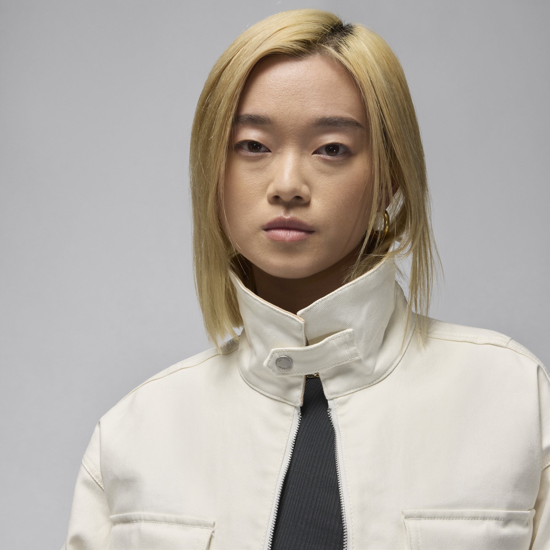 (WMNS) Air Jordan Renegade Jacket Asia Sizing 'Sail Brown' FN5675-133