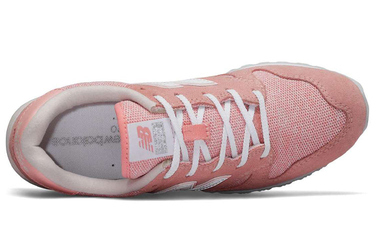 (WMNS) New Balance 520 Sneakers Pink WL520TLC