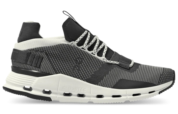 (WMNS) On Running Cloudnova 'Black White' 26.99677