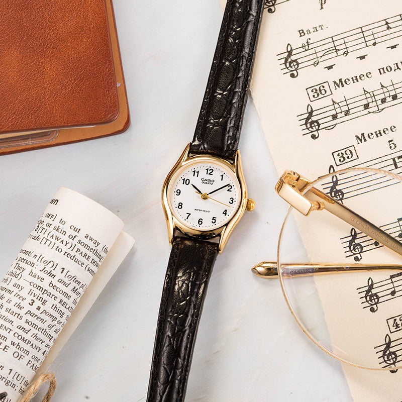 CASIO Belt Small Retro WhiteDial Plate Black Belt White DialBlack Strap WhiteBlack Analog LTP-1094Q-7B1