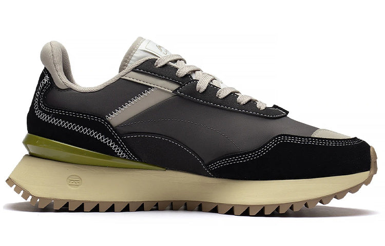 Li-Ning Cargo Carrying Sport Shoes 'Black Grey White' AGCS261-2