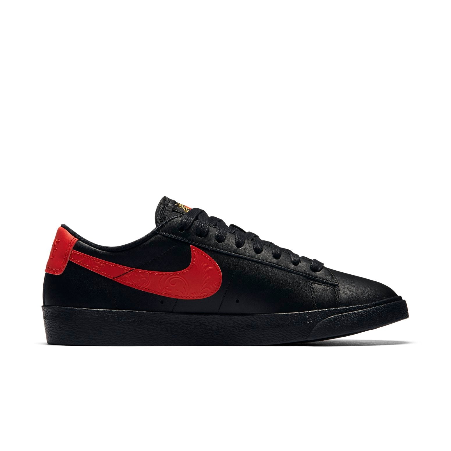 (WMNS) Nike Blazer Low 'Russian Floral' AJ1689-001