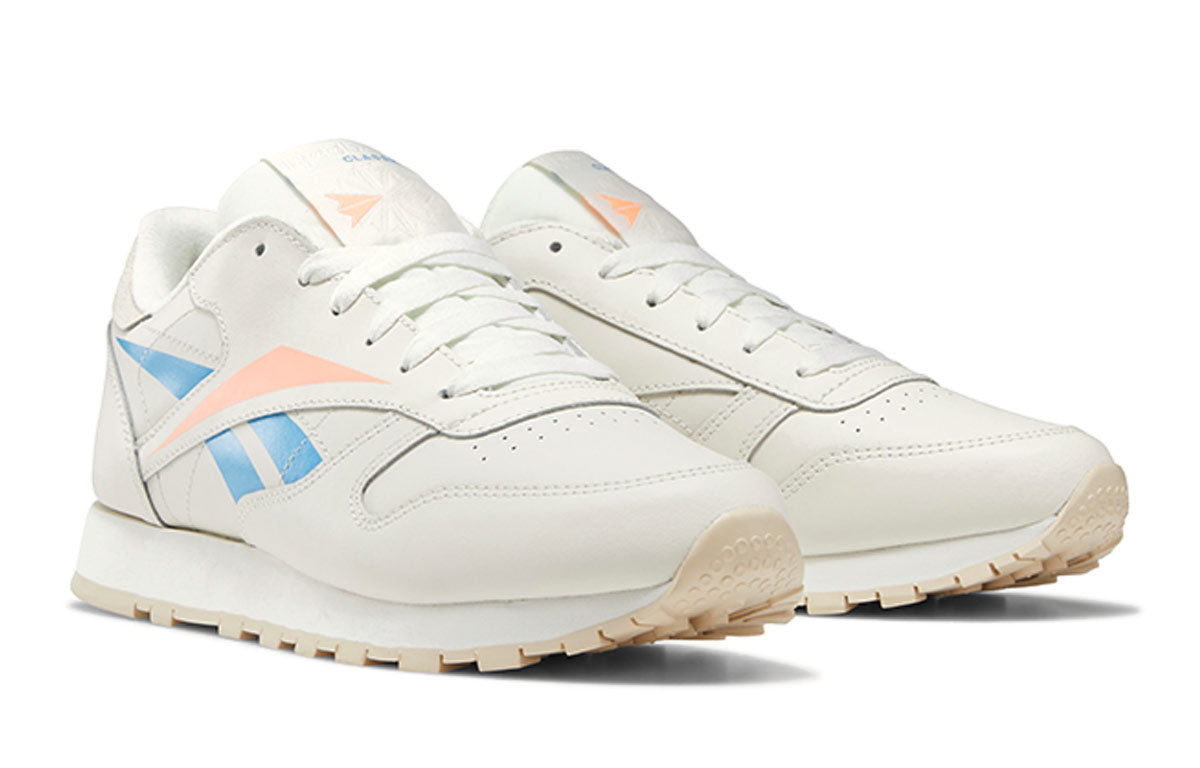 (WMNS) Reebok Classic Leather Sports Casual Shoes 'White Blue' DV8500