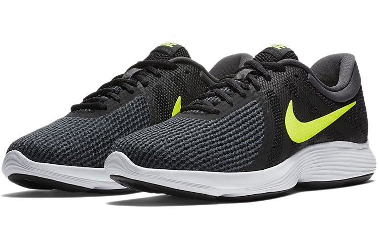 Nike REVOLUTION 4 'Black' 908988-007