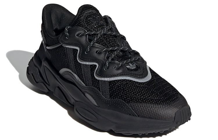 (WMNS) adidas Ozweego 'Black Reflective' Q46168
